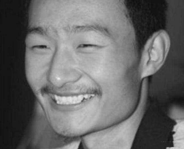 原创一个750分,一个749分,最厉害的2位高考状元何碧玉和王端鹏,如今