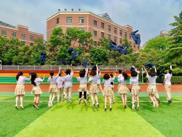 河南郑州建业外国语中学招聘优秀教师