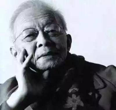 爱恋十五年,写信百封,眼看她嫁外国人,晚年相见