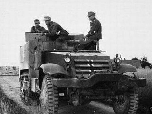 实际上,在1943年的突尼斯战役中,德军就已经有缴获过t48坦克歼击车