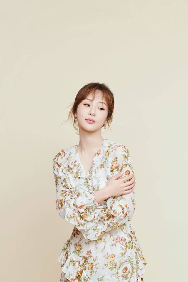 杨紫偶像是彭于晏,胡一天偶像是郑爽,而李现的