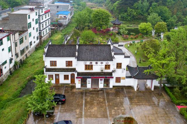 原创开国元帅与开国将军的故居同在大别山,去世后老家环境却大相径庭