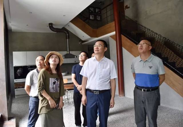 县长吴云飞专题调研民宿产业发展