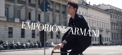 腕表形象代言人,并出演emporio armani 2019 年秋冬季男士腕表广告,由