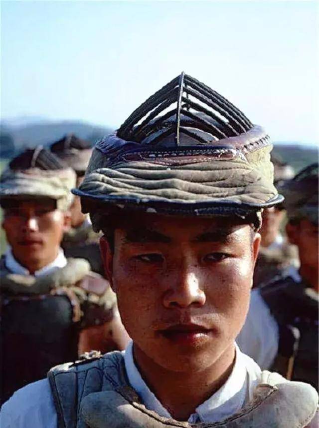老照片:50年前的65式军装,最具中国特色的军服,有多少