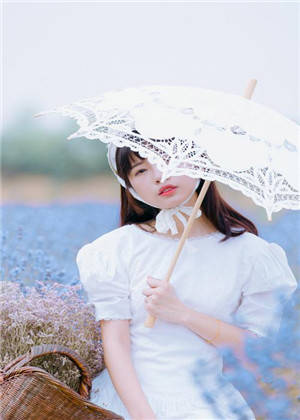 这些星座女是典型的钢铁直女,你根本撩不动她