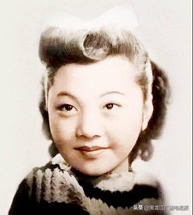 与金嗓子周璇齐名,是邓丽君、徐小凤的偶像-