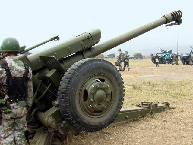 中国96式榴弹炮,为何是海陆空部队都青睐的火炮宠儿?