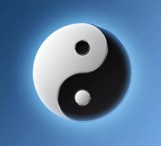 女命纯阴,性格柔弱,多愁善感,不能正视问题,负面的东西多;男命纯阴,则