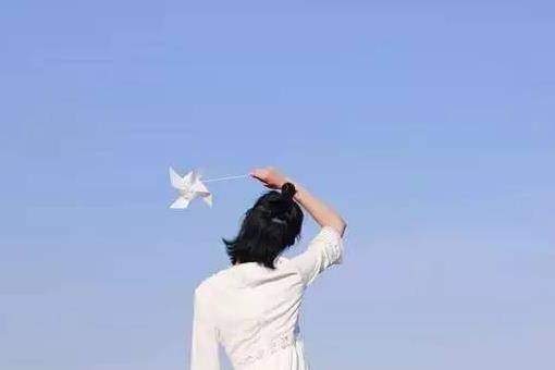 人到中年,为什么好朋友走着走着就淡了?原因很无奈