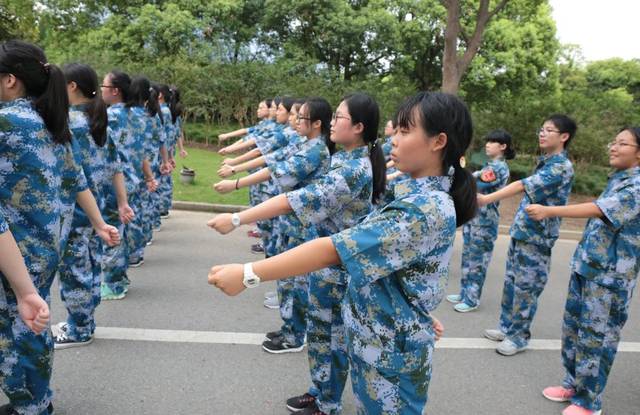 东方绿舟军训集结号吹响,开训