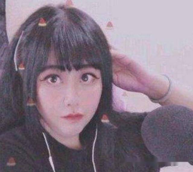 乔碧萝事件小团团受牵连被迫公开生活照网友这才是真女神