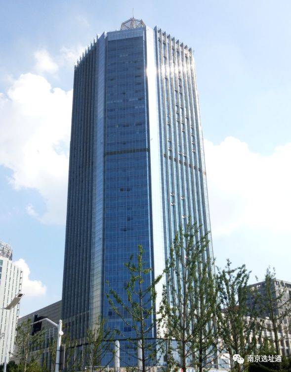南京河西cbd,奥体中心地铁,联强国际大厦1060平出租,出售