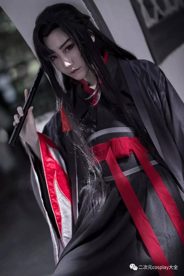 《魔道祖师》魏无羡cos,俊朗洒脱,吹笛的帅气深得我心!