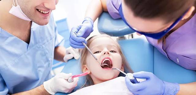 带宝宝看牙医常用交流中英文词汇句子,需要带