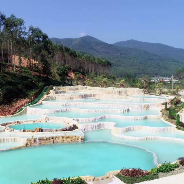 时间:2019年8月16日 地点:十万大山布透温泉景区民俗风情广场 活动