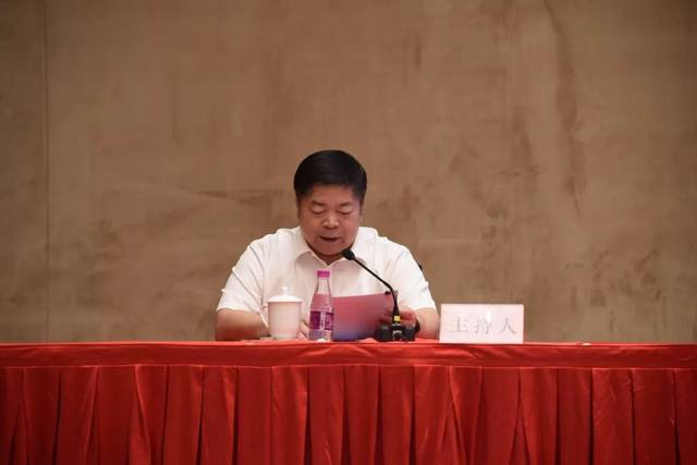 福州市委 常委,组织部长吴深生主持本场活动