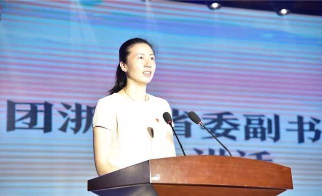 供稿:团市委学少部 审核:李杨,李艳波,丽娜 编辑:王龙 哈三中阚宝奎