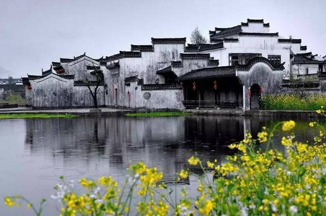 皖派建筑——青瓦白墙,三雕与三绝惊艳世人