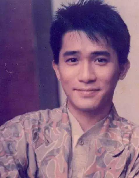 香港影坛最帅气的十大男星,刘德华榜上有名,你最爱谁?