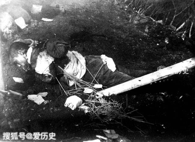 原创老照片:突袭日军牺牲的抗联将士 将军殉国时仅27岁 头颅惨遭割下