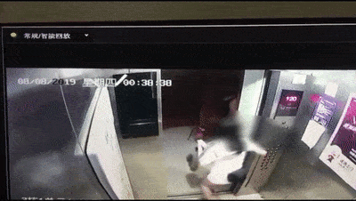 南宁一女子凌晨独自回家,陌生猥琐佬尾随做出不雅举动