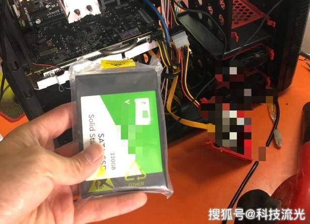 电脑装固态硬盘升级,详细的做系统过程讲解,电