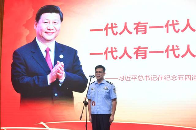 v教程开始前,场人山人海,大家为了宣讲南京教程基层一睹者的"新鲜唐门机千匣理论图片