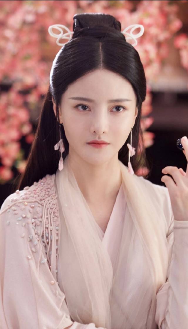 《宸汐缘》女主角虽然长相比较寡淡,可这个女