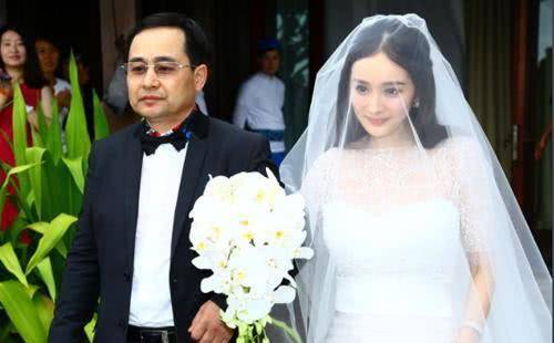 赵丽颖冯绍峰力破离婚传闻,公布婚礼地点和时