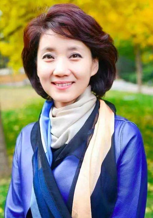 中国最漂亮的10大女主持人,才华出众,德艺双馨,你最喜欢哪位?
