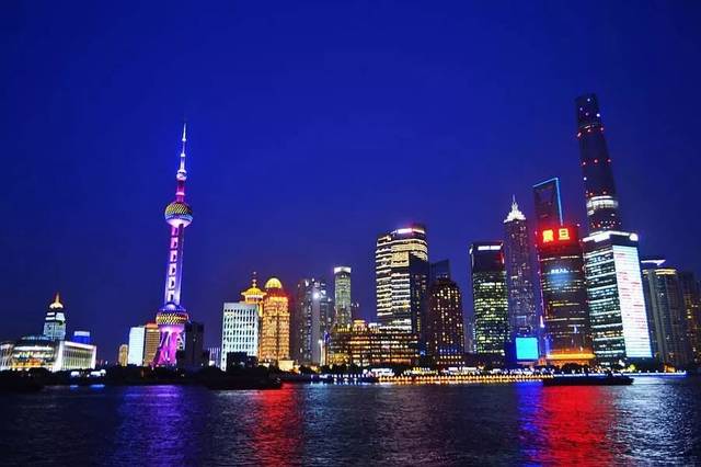 8月24日398元纯玩上海东方明珠塔,外滩,海洋世界二日游