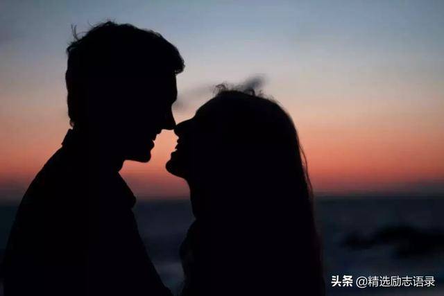 男人亲过女人这2个地方,才叫做真爱