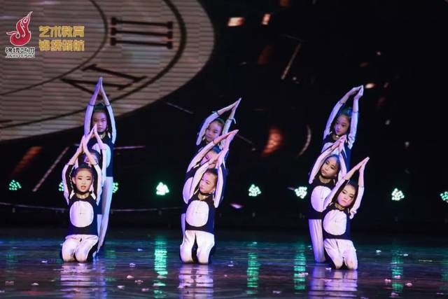 锦绣艺术2019最美教师王璐