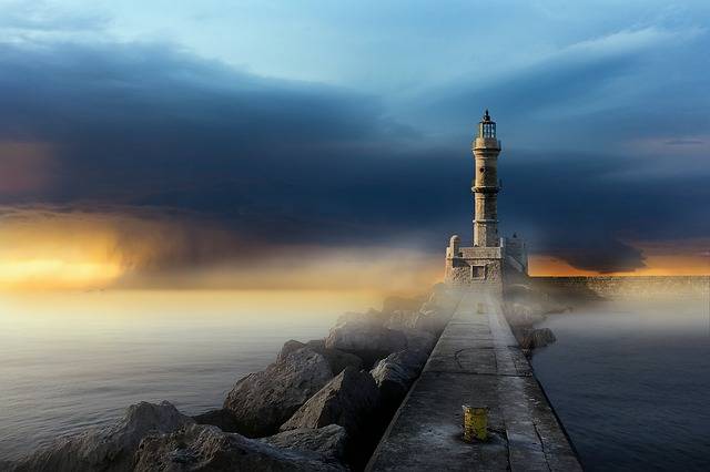 开不起玩笑的4个星座男,处女小心眼,天蝎太敏