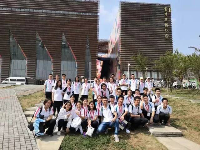 4组同学合影