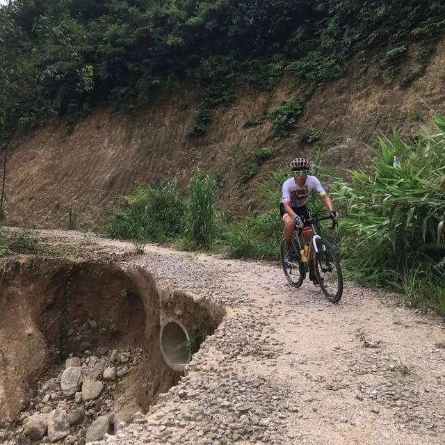 砾石公路车初体验:云豹m3不锈钢gravel bike