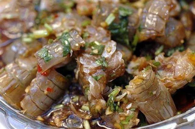 清蒸"皮皮虾",生腌"濑尿虾",椒盐"富贵虾",你爱哪种虾蛄?