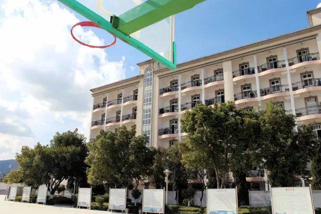 玉溪一中分校举行2019-2020学年军训动员大会