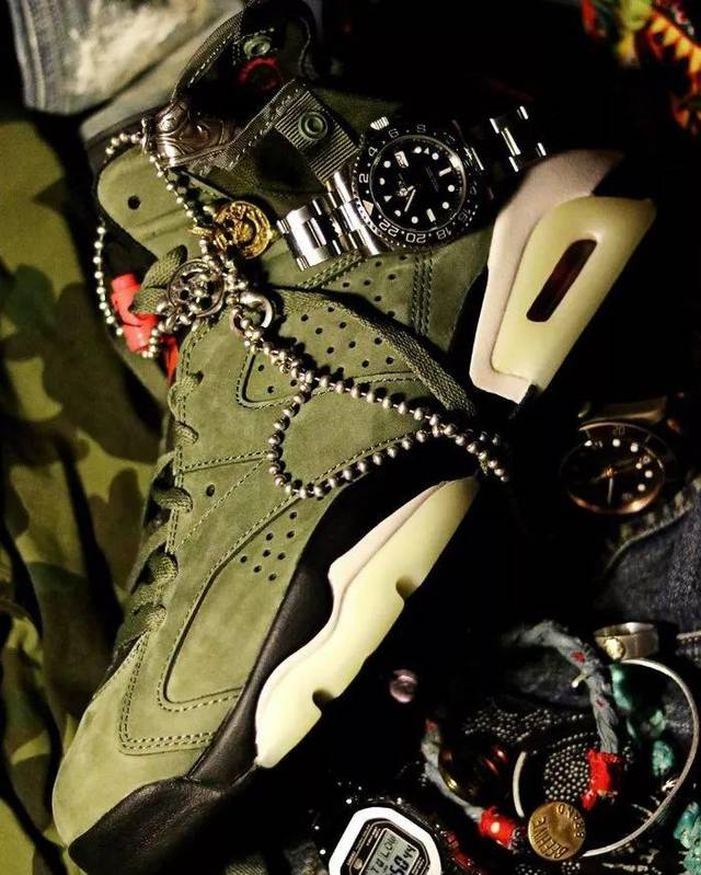 连晒劳力士拉仇恨,甚至还有暗号,周杰伦和潘玮