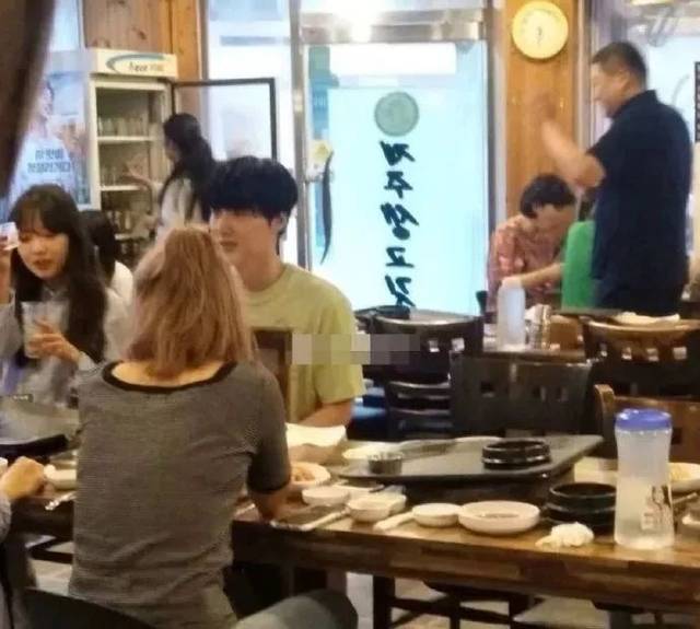 越撕越惨烈,这是我见过最悲伤的明星离婚大战