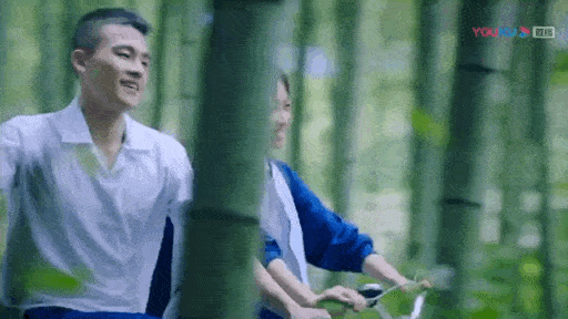 现在这部《山月不知心底事》让我们得以窥见切换到恋爱模式的宋茜