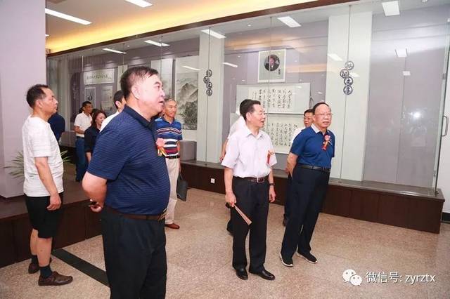 开幕式最后,汪石满先生,鲍国友先生,钱洲胜先生,杨如松先生,张新先生