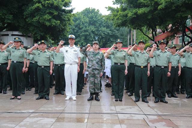 南部战区总医院举行医师节活动,众多医生畅谈为医感悟