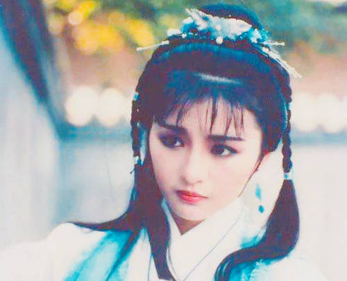 《越女剑》为何很难拍电视剧?视频:阿青实属完美,不要黄晓明范冰冰电视剧吻戏网友播放图片