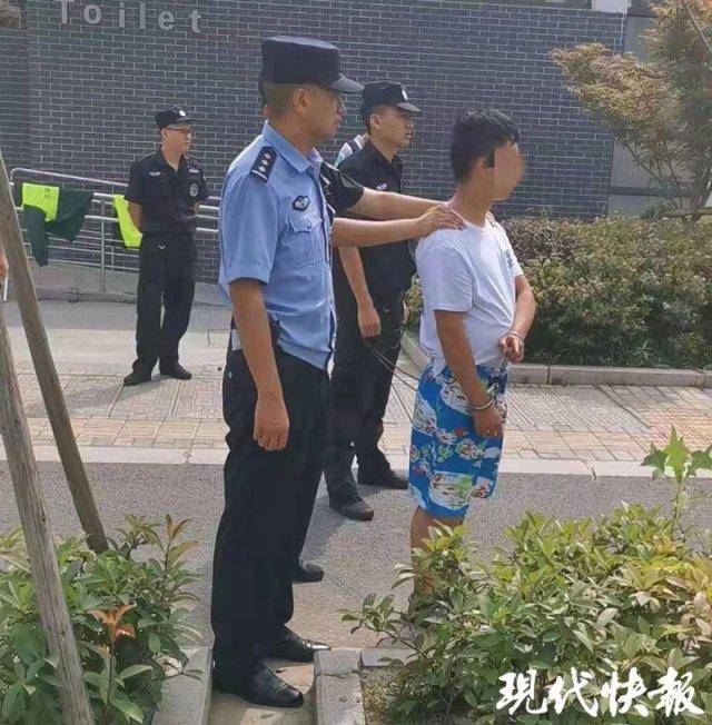 小伙报案称朋友驾车冲河里自杀,捞上来后备厢多了具男尸