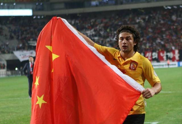 真酸!印度媒体讽刺中国足球归化政策:靠11个外