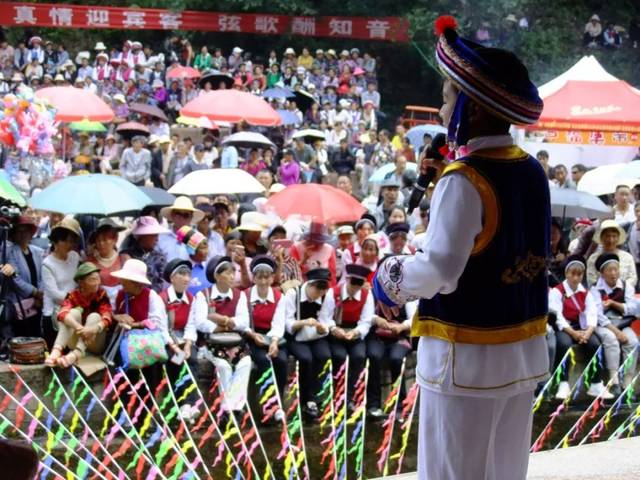 千年白曲今更靓剑川县2019年石宝山歌会节暨第八届白族文化节隆重开幕