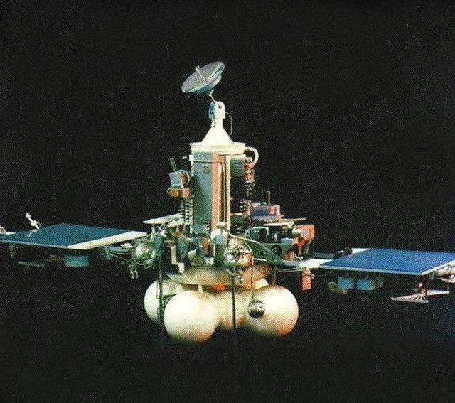 卡西尼惠更斯号,一个伴随土星13年的探测器,你对它了解多少?