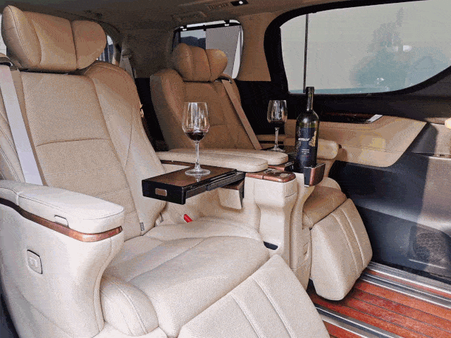 【滚叔街拍】什么样的趴体能够吸引一众好看的小哥哥小姐姐到场?